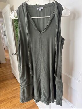 Splendid Olive Green Sleeveless Dress